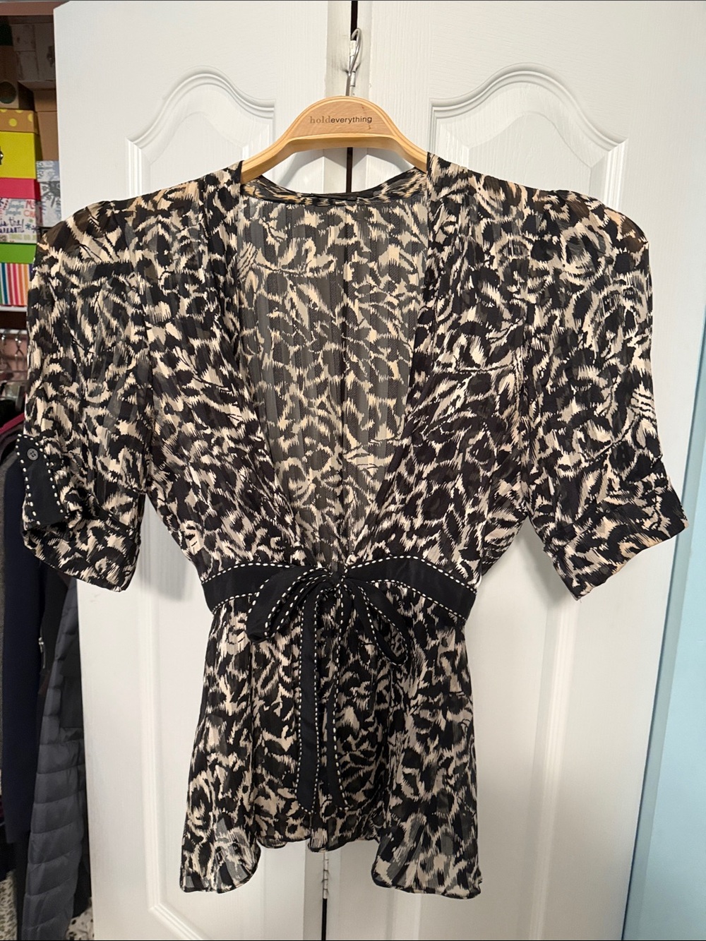 BCBGMaxAzria Black and Cream Printed Tie-Front Blouse